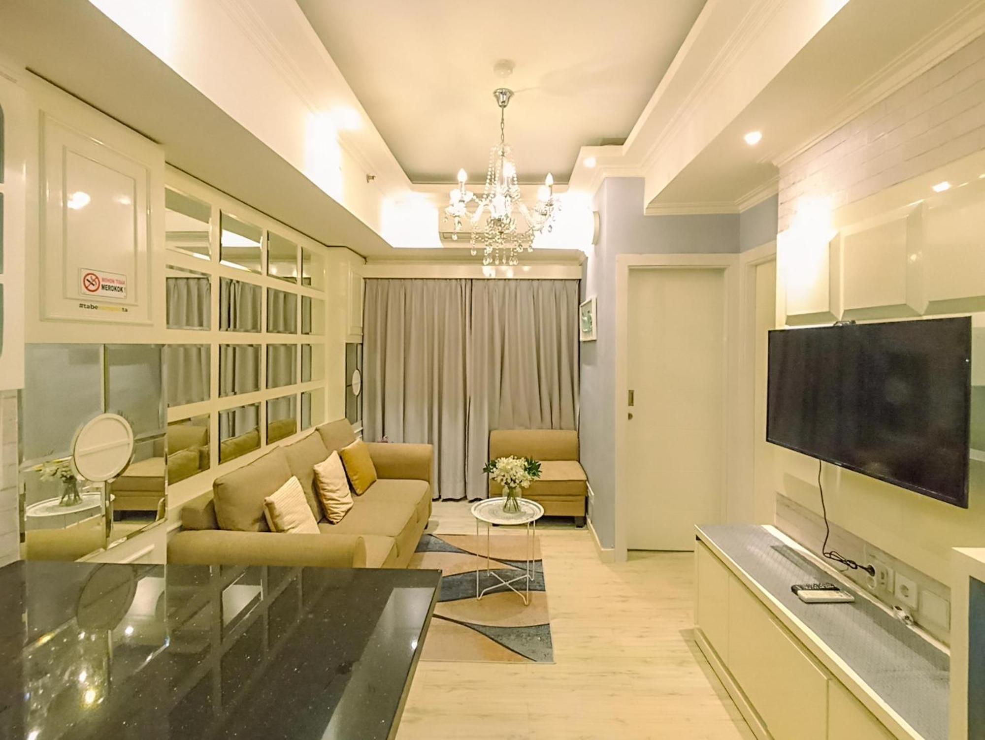 Pangsapuri Modern 2br Pramuka Near Shopping Center By Travelio Jakarta