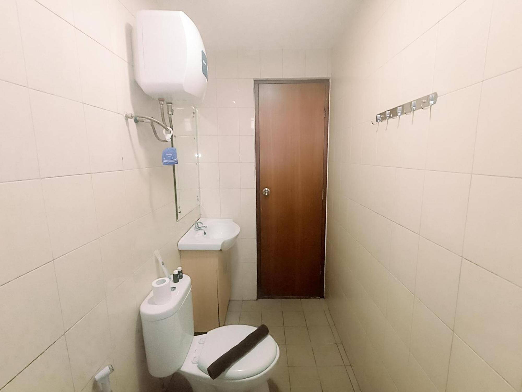 Modern 2br Pramuka Near Shopping Center By Travelio * Jakarta